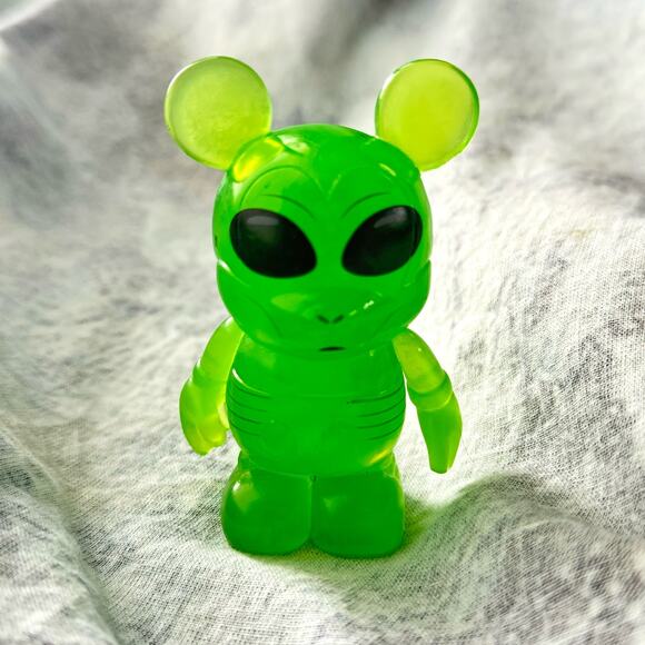 Disney Vinylmation Urban Series 7 3" Clear Green Alien - Picture 3 of 8